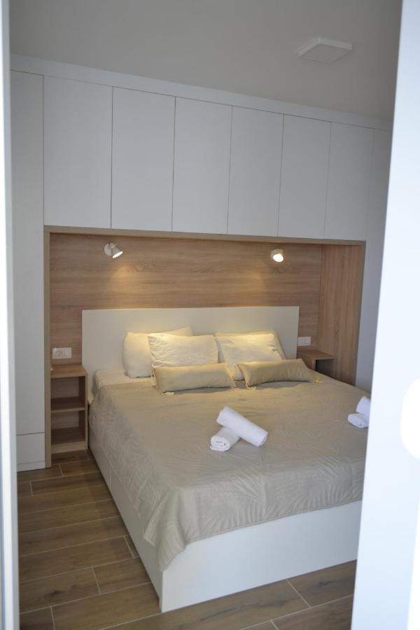 Villa Apartment Joel Trogir Buitenkant foto